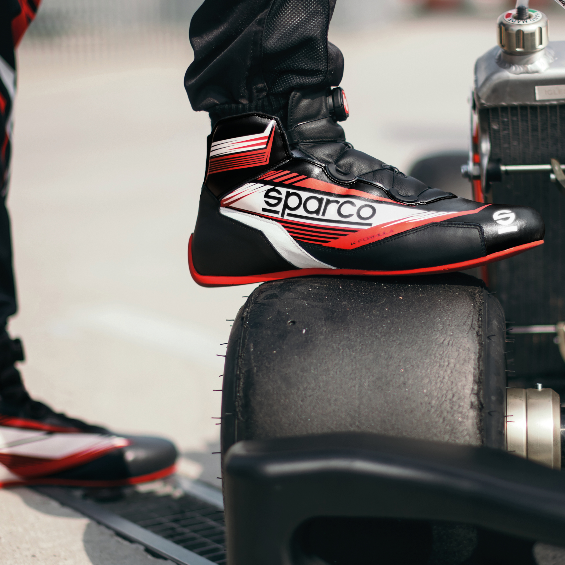 Incaltaminte Karting